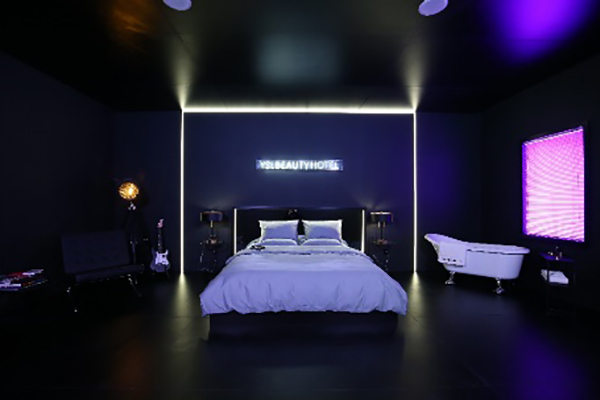 顛覆時(shí)尚界的魅力快閃酒店:YSL美妝快閃酒店 - 第28張 - 會(huì)展活動(dòng)策劃CCASY.COM 顛覆時(shí)尚界的魅力快閃酒店:YSL美妝快閃酒店 - 第28張