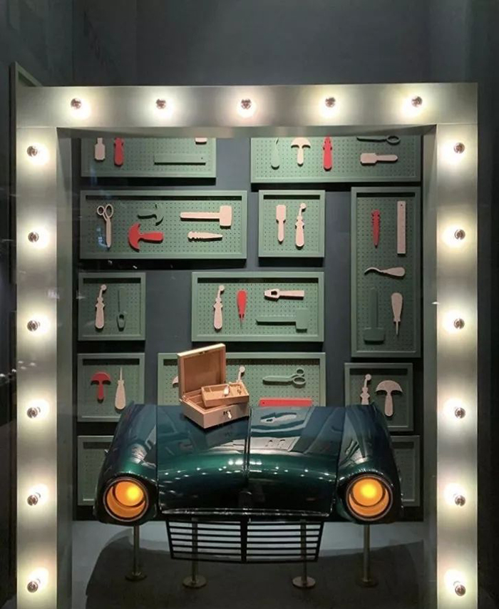 圣誕櫥窗美陳設(shè)計(jì)就是一場(chǎng)小型的會(huì)展活動(dòng)啊 - 第4張 - 會(huì)展活動(dòng)策劃CCASY.COM 圣誕櫥窗美陳設(shè)計(jì)就是一場(chǎng)小型的會(huì)展活動(dòng)啊 - 第4張