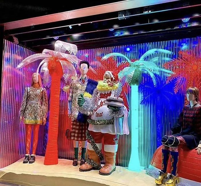 圣誕櫥窗美陳設(shè)計(jì)就是一場(chǎng)小型的會(huì)展活動(dòng)啊 - 第20張 - 會(huì)展活動(dòng)策劃CCASY.COM 圣誕櫥窗美陳設(shè)計(jì)就是一場(chǎng)小型的會(huì)展活動(dòng)啊 - 第20張