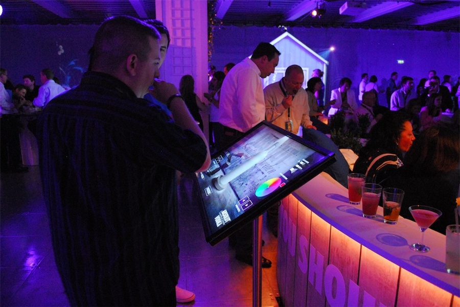 鋼筋混凝土的“城市花園”派對:絕對伏特加想法很大膽 - 第14張 - 會展活動策劃CCASY.COM 鋼筋混凝土的“城市花園”派對:絕對伏特加想法很大膽 - 第14張