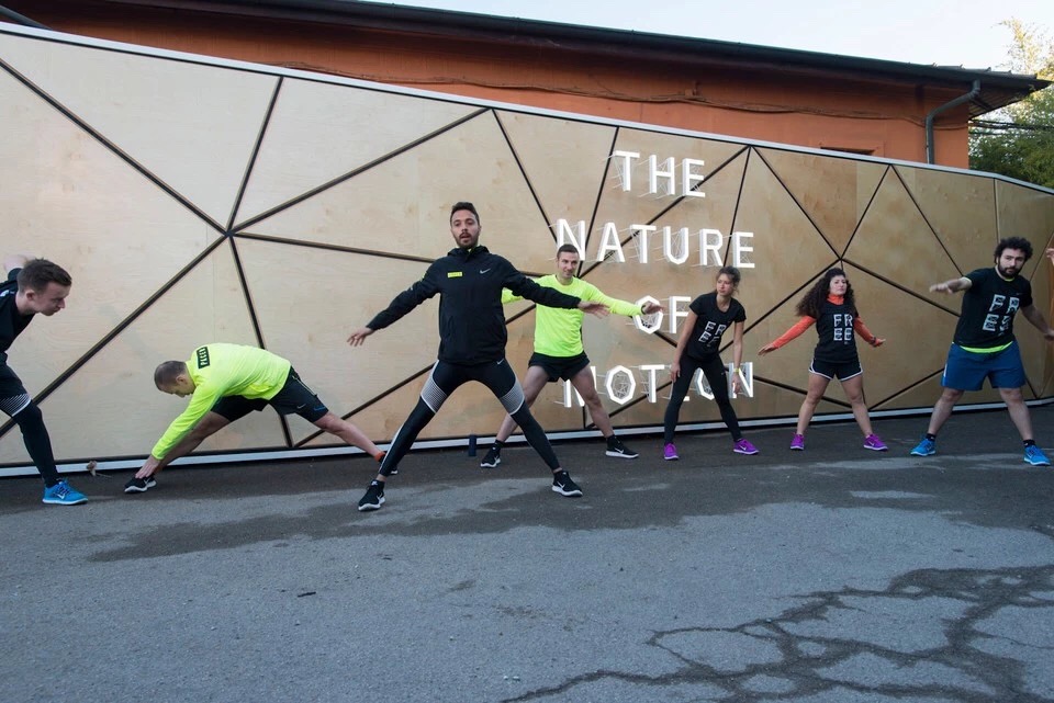 時(shí)尚藝術(shù)展覽耐克將老舊工業(yè)城改造成一場(chǎng)“運(yùn)動(dòng)的本質(zhì)” - 第21張 - 會(huì)展活動(dòng)策劃CCASY.COM 時(shí)尚藝術(shù)展覽耐克將老舊工業(yè)城改造成一場(chǎng)“運(yùn)動(dòng)的本質(zhì)” - 第21張