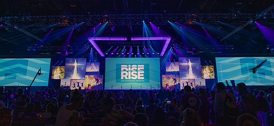 年會策劃的舞美設(shè)計有種UPUPUP的力量感 - 第10張 - 會展活動策劃CCASY.COM 年會策劃的舞美設(shè)計有種UPUPUP的力量感 - 第10張