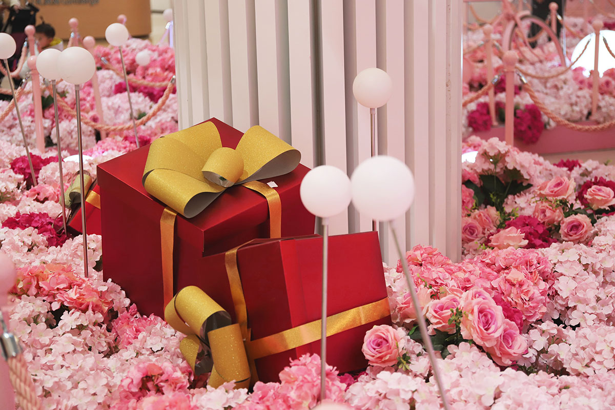 商場在做商業(yè)美陳設(shè)計(jì)時(shí)有什么攻略可以助力商場更好地吸引顧客注意力 - 第3張 - 會(huì)展活動(dòng)策劃CCASY.COM 商場在做商業(yè)美陳設(shè)計(jì)時(shí)有什么攻略可以助力商場更好地吸引顧客注意力 - 第3張