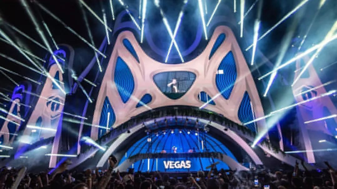 巴西的搖滾音樂節(jié)策劃的舞臺都太贊太吸睛了 - 第43張 - 會展活動策劃CCASY.COM 巴西的搖滾音樂節(jié)策劃的舞臺都太贊太吸睛了 - 第43張