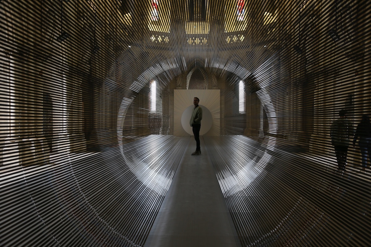 歷史教堂里的這條磁帶隧道充滿了活力 - 第5張 - 會展活動策劃CCASY.COM 歷史教堂里的這條磁帶隧道充滿了活力 - 第5張