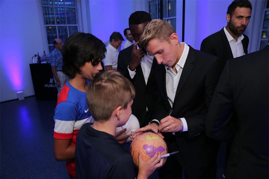 怎樣選擇公司周年慶典活動(dòng)所需的禮品? - 第3張 - 會(huì)展活動(dòng)策劃CCASY.COM 怎樣選擇公司周年慶典活動(dòng)所需的禮品? - 第3張