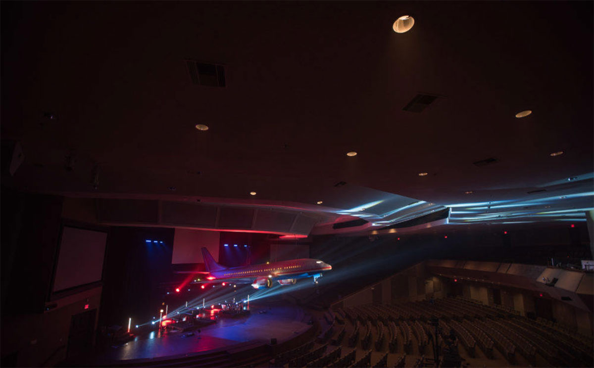 史詩般的飛機(jī)要起飛咯 - 第7張 - 會(huì)展活動(dòng)策劃CCASY.COM 史詩般的飛機(jī)要起飛咯 - 第7張