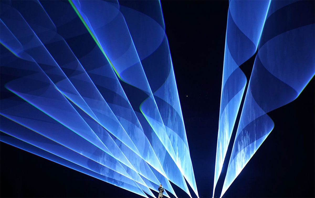 G.E.M.的不一樣:第30屆金曲獎(jiǎng)互動(dòng)視覺(jué)設(shè)計(jì) - 第6張 - 會(huì)展活動(dòng)策劃CCASY.COM G.E.M.的不一樣:第30屆金曲獎(jiǎng)互動(dòng)視覺(jué)設(shè)計(jì) - 第6張