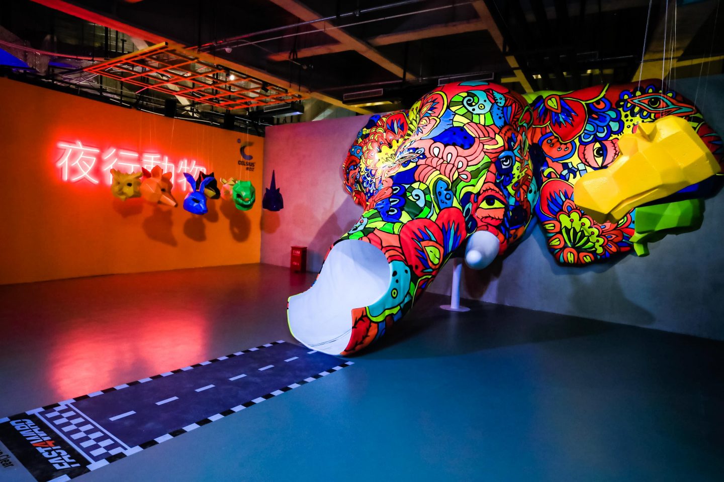 “正經(jīng)動物園”一點都不正經(jīng)，上海沉浸式主題體驗展