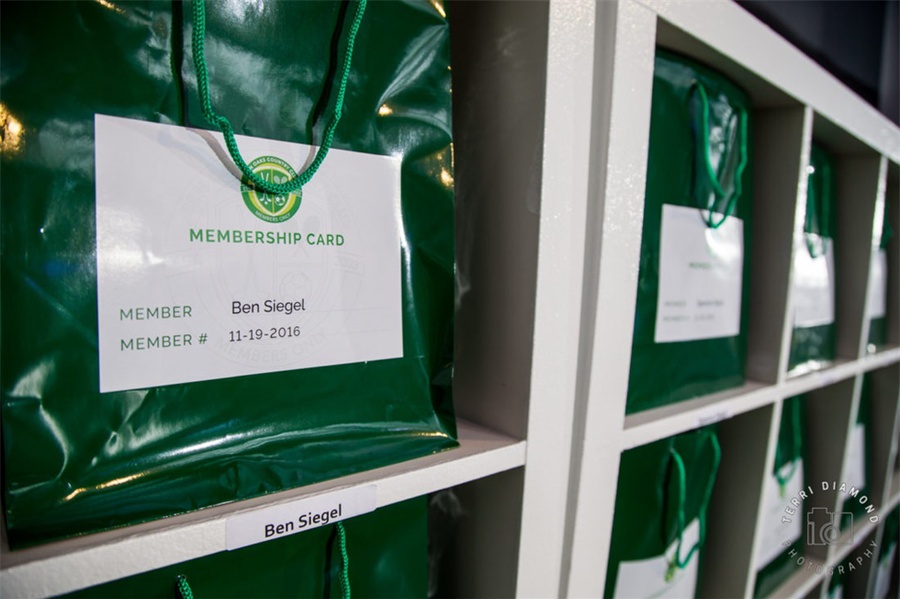 “燒腦”的VIP派對活動現(xiàn)場策劃的“水上排球”腦洞真的無窮大 - 第15張 - 會展活動策劃CCASY.COM “燒腦”的VIP派對活動現(xiàn)場策劃的“水上排球”腦洞真的無窮大 - 第15張