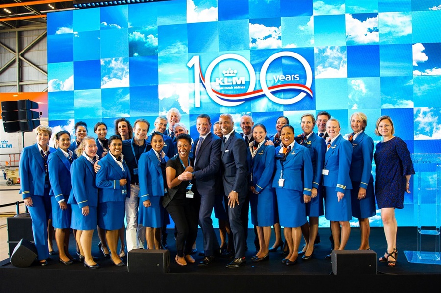 慶典活動策劃的倒計時活動妥妥地活躍了沉重單調(diào)的機(jī)庫 - 第11張 - 會展活動策劃CCASY.COM 慶典活動策劃的倒計時活動妥妥地活躍了沉重單調(diào)的機(jī)庫 - 第11張