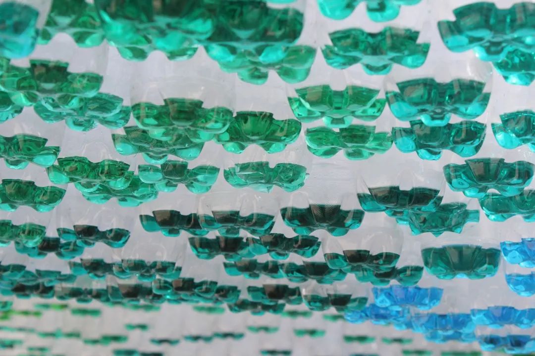 環(huán)保藝術(shù)家用一批藝術(shù)展覽活動裝置詮釋了保護環(huán)境的想法和觀點 - 第13張 - 會展活動策劃CCASY.COM 環(huán)保藝術(shù)家用一批藝術(shù)展覽活動裝置詮釋了保護環(huán)境的想法和觀點 - 第13張