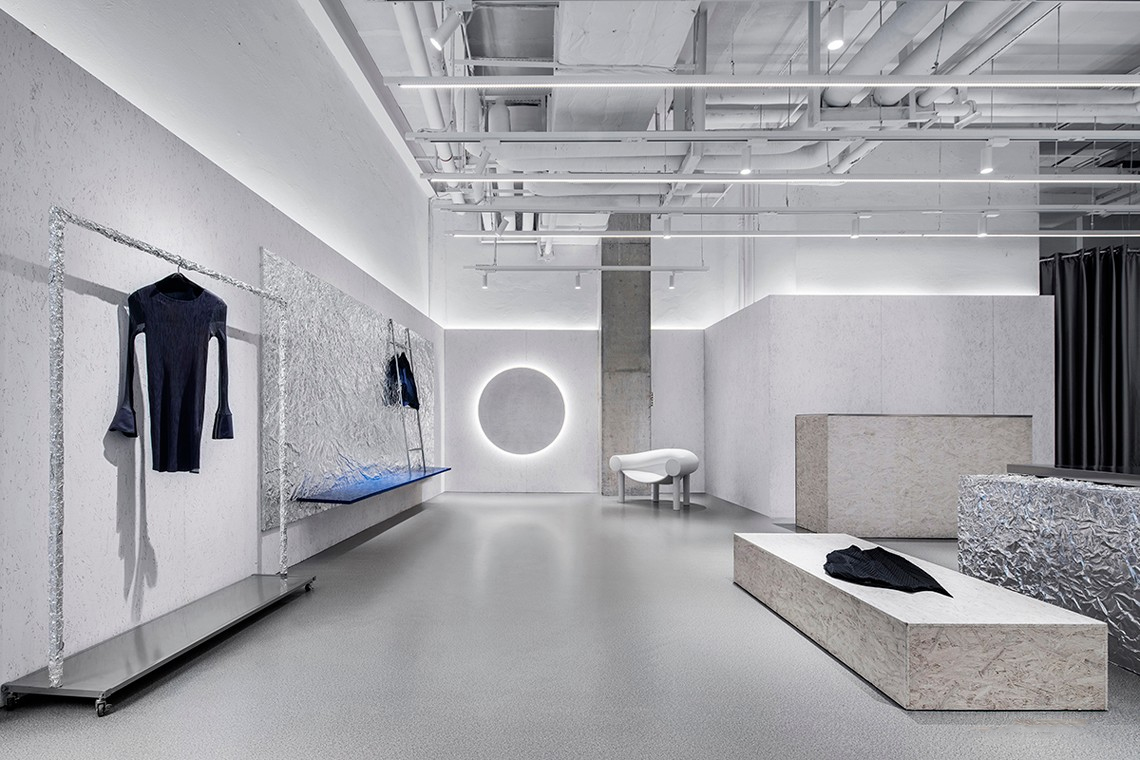 BIBILEE品牌快閃店展覽活動(dòng)的極簡空間賦予了區(qū)域新的生命 - 第4張 - 會(huì)展活動(dòng)策劃CCASY.COM BIBILEE品牌快閃店展覽活動(dòng)的極簡空間賦予了區(qū)域新的生命 - 第4張