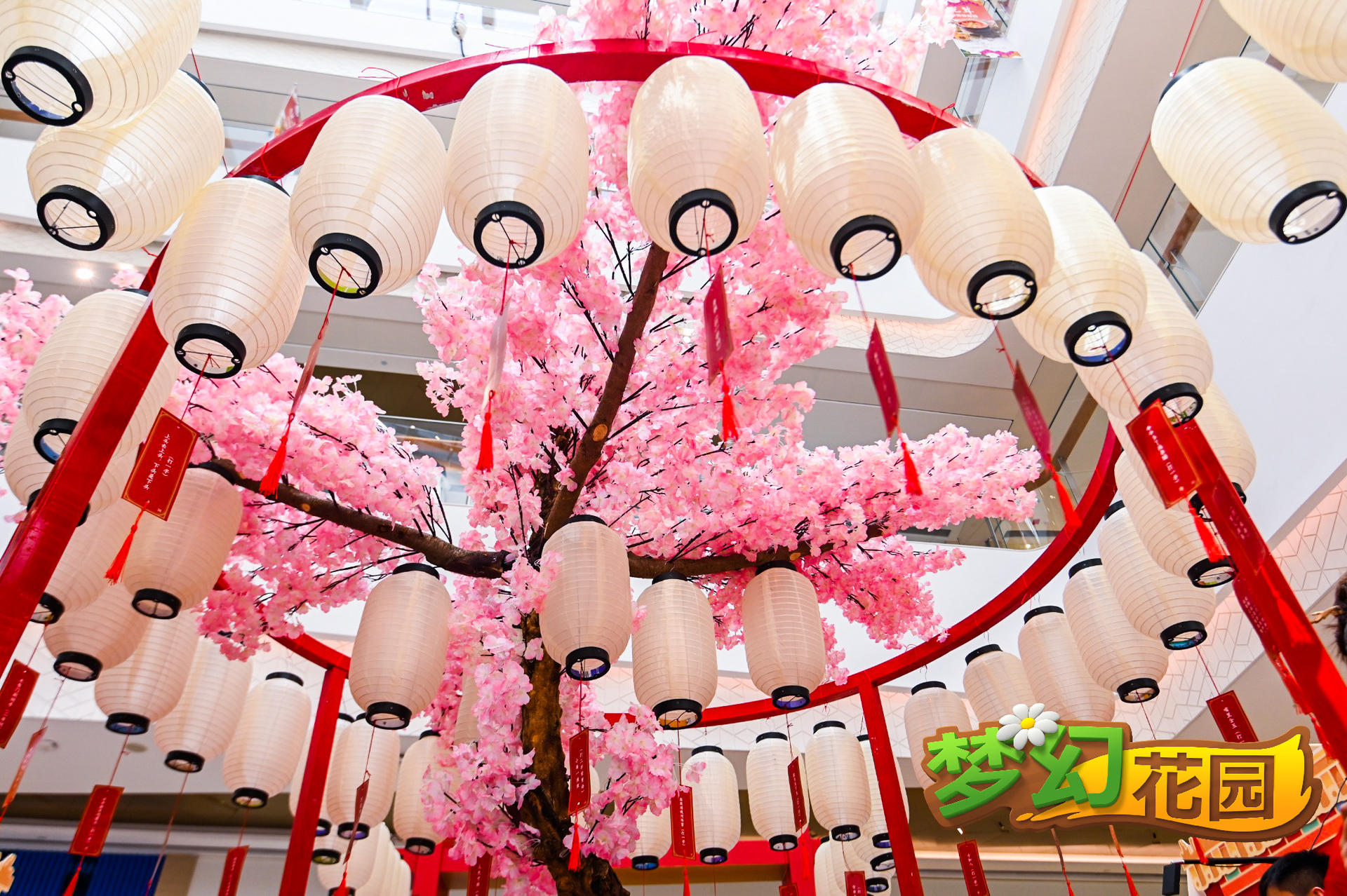 《夢幻花園》御花園春日游園會活動策劃九大區(qū)域，玩法過癮趣味十足