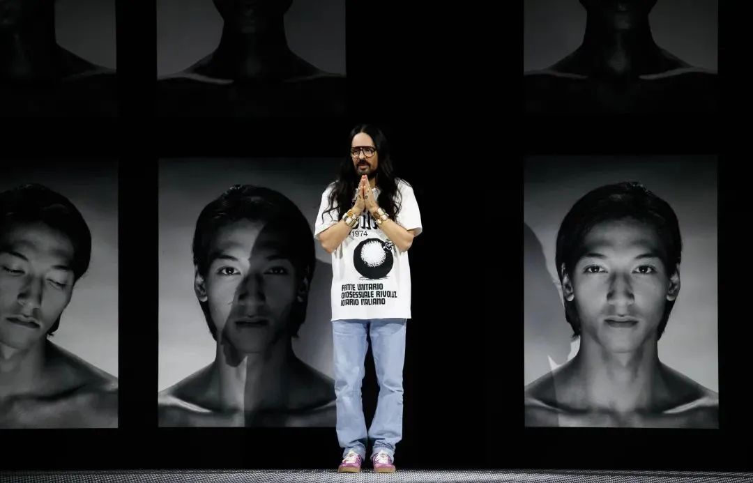 主題為「Twinsburg」GUCCI 2023春夏系列發(fā)布會(huì)活動(dòng)策劃太震撼了 - 第10張 - 會(huì)展活動(dòng)策劃CCASY.COM 主題為「Twinsburg」GUCCI 2023春夏系列發(fā)布會(huì)活動(dòng)策劃太震撼了 - 第10張