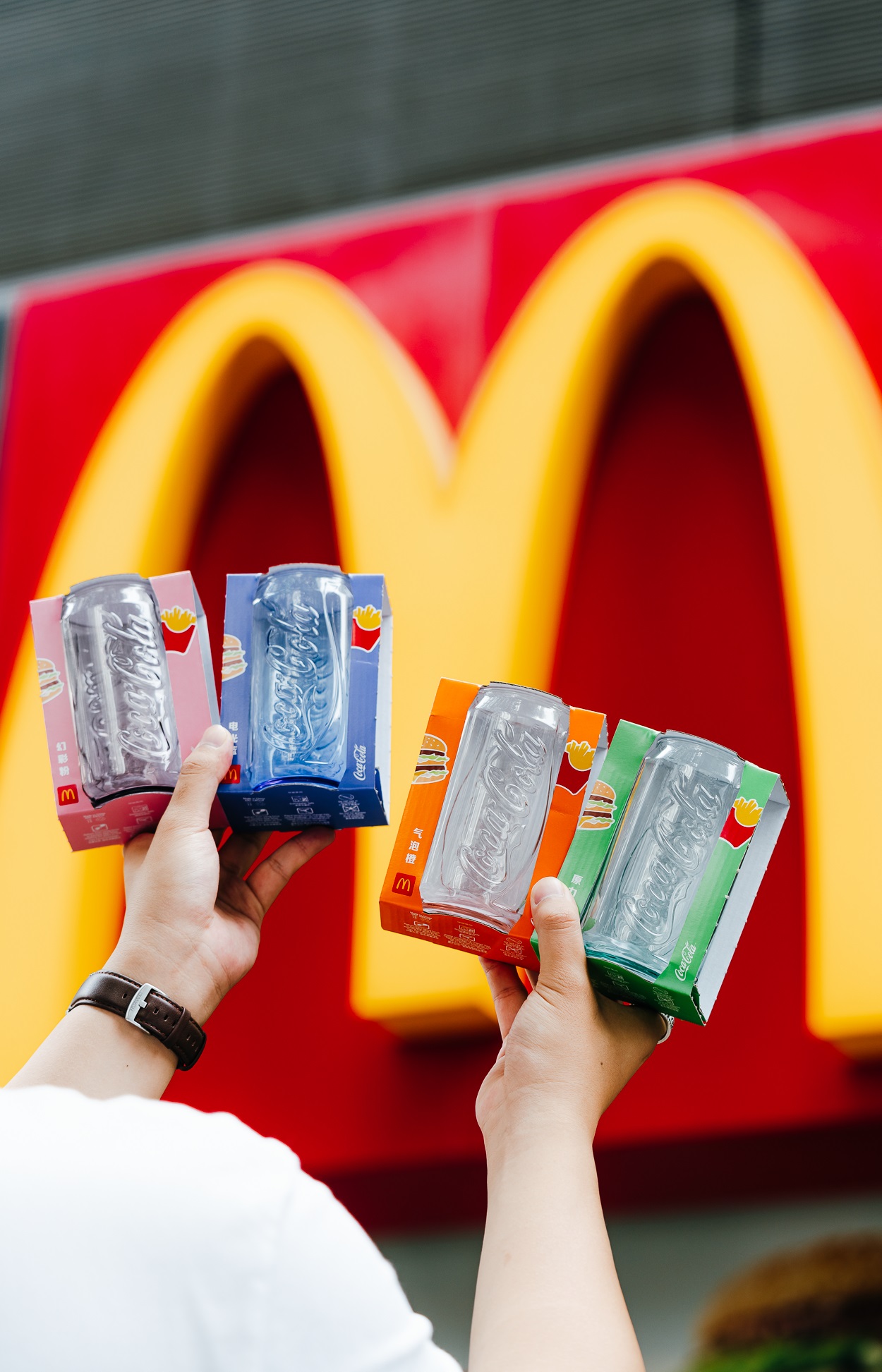 麥當(dāng)勞可樂(lè)杯主題快閃活動(dòng)策劃全是麥當(dāng)勞的經(jīng)典元素 - 第22張 - 會(huì)展活動(dòng)策劃CCASY.COM 麥當(dāng)勞可樂(lè)杯主題快閃活動(dòng)策劃全是麥當(dāng)勞的經(jīng)典元素 - 第22張