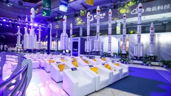 阿爾法蛋新品發(fā)布會把整個活動現(xiàn)場都點燃了