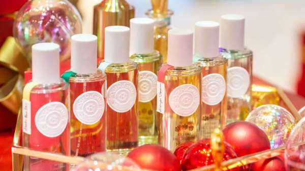 快接函，巴黎皇室的圣誕快閃店邀請(qǐng)函已發(fā)送