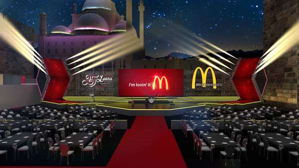 麥當(dāng)勞的25周年慶典演出活動(dòng)真的是耗巨資打造出來(lái)的，身份的象征傳遞得很到位