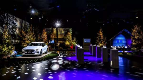 這部座駕的發(fā)布會(huì)太浪漫溫馨了，真的是為愛(ài)選擇｜態(tài)度有腔調(diào)