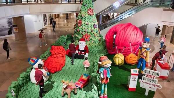 織愛送暖的圣誕美陳快閃店，巴西藝術(shù)家送上暖暖的手作藝術(shù)裝置