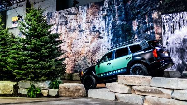 新聞發(fā)布會(huì)活動(dòng)復(fù)制了一座小鎮(zhèn)，只為了增強(qiáng)互動(dòng)體驗(yàn)