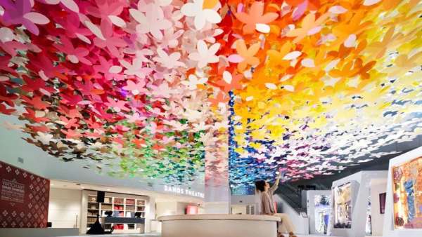 百達(dá)翡麗會(huì)展活動(dòng)策劃的中心裝置“百色花”活力無極限