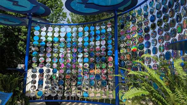 Facebook在音樂節(jié)活動中策劃的這個完全沉浸式互動環(huán)境，也太迷人了吧