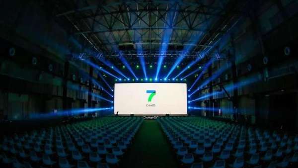 輕快無邊界手機(jī)新品發(fā)布會活動，將簡約藝術(shù)演繹到了極致，服了！