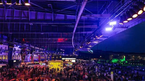 為期三天的服務(wù)峰會(huì)活動(dòng)展覽匯集了互動(dòng)、學(xué)習(xí)、對(duì)話(huà)和娛樂(lè)的全面體驗(yàn)