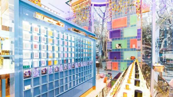 聞香打卡的活動(dòng)策劃美陳，不buy都對(duì)不起展覽得美美的產(chǎn)品