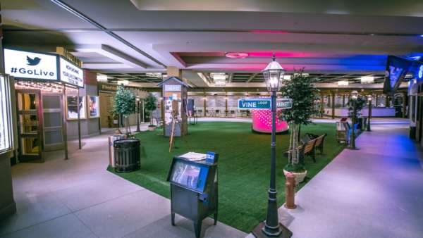 推特在會(huì)展活動(dòng)現(xiàn)場(chǎng)搭建的社區(qū)生態(tài)系統(tǒng)對(duì)日常活動(dòng)影響深刻