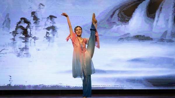 向未來共奮進(jìn)，這樣的年會(huì)活動(dòng)策劃博物館特色更出彩