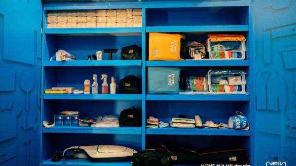 菜市場里上演的這場快閃店活動承包了整個家務自由運動