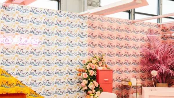 一場(chǎng)以花為主元素的會(huì)議活動(dòng)解鎖了女性的夢(mèng)想事業(yè)