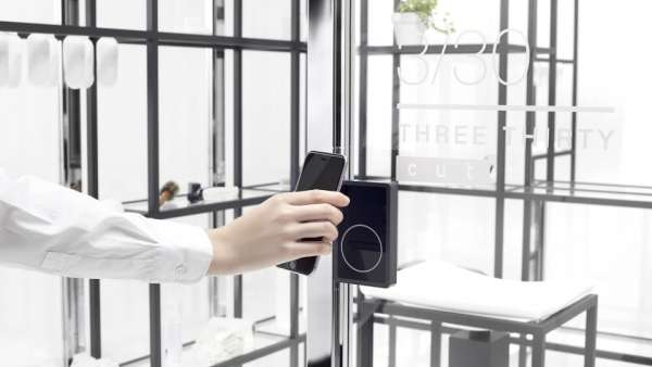 “3/30” 的美發(fā)快閃店活動(dòng)促進(jìn)了客戶的到訪頻率和消費(fèi)支出