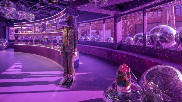 服飾快閃店活動(dòng)策劃怎樣更迷人，復(fù)古氣質(zhì)與現(xiàn)代氣息哪個(gè)更吸引你