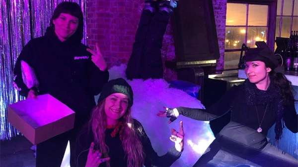 只有下半身的假日派對活動策劃心跳分分鐘都會爆表吧