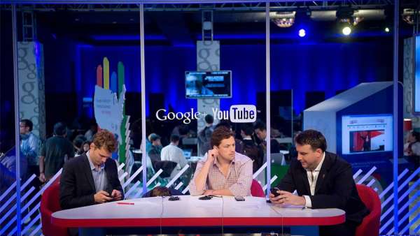 谷歌這種七彩的活動策劃現(xiàn)場太能緩解參會者的疲勞了