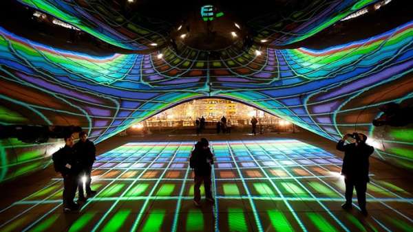 用光與色彩打造的藝術(shù)展覽活動驚艷了世人，激活了呆滯的空間