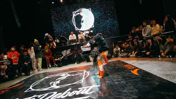 街舞賽事活動(dòng)驚艷登場(chǎng)，潮流趨勢(shì)助力“少年頑家”釋放“頑”力征服世界舞臺(tái)