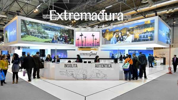 國際旅游會(huì)展活動(dòng)埃斯特雷馬杜拉展區(qū)策劃的空間流動(dòng)性更強(qiáng)