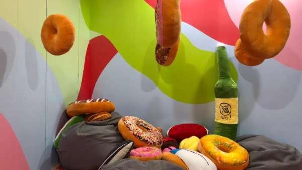 這樣的吐槽主題展覽活動(dòng)處處戳心，一起卸下壓力扔掉包袱吧