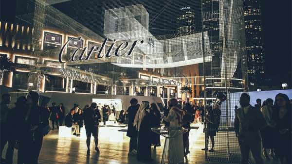 水上的這場派對活動策劃果斷彰顯了品牌方高貴奢華的格調