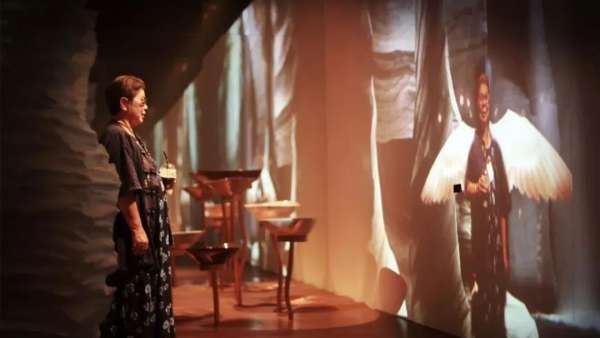 藏在洞穴里的藝術(shù)展覽活動正在刺激著你所有的感官