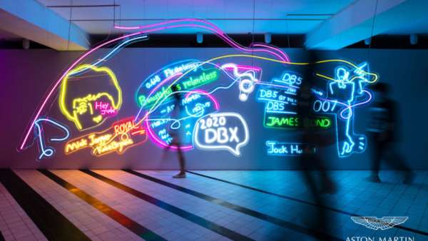 頂級跑車與當代藝術(shù)家的跨界藝術(shù)展覽活動邀你欣賞最潮藝術(shù)展品