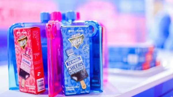 首個(gè)大人的冰淇淋快閃店空降了，酒與冰淇淋的跨界碰撞花樣百出