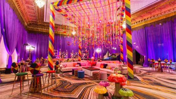 策劃的這次糖果元素主題派對活動，現(xiàn)場的彩色糖果流蘇很給力