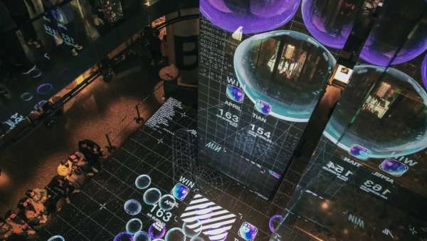 公共空間的沉浸式展覽策劃的玩法也能這般炫酷有趣