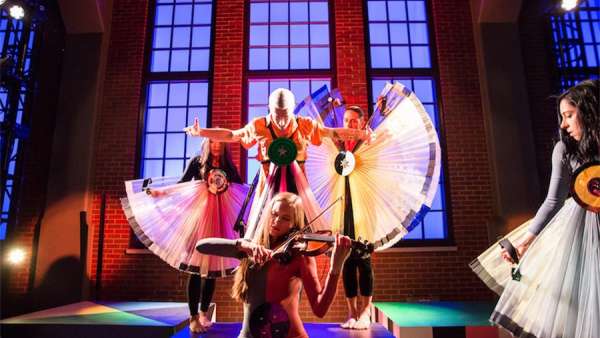 圣日耳曼利口酒夏至派對(duì)活動(dòng)策劃成一場(chǎng)鮮花的派對(duì)，太仙了！